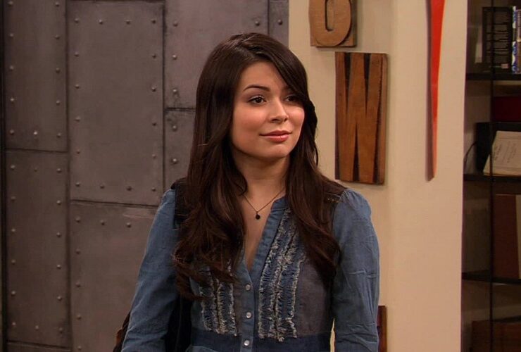 Miranda Cosgrove salário