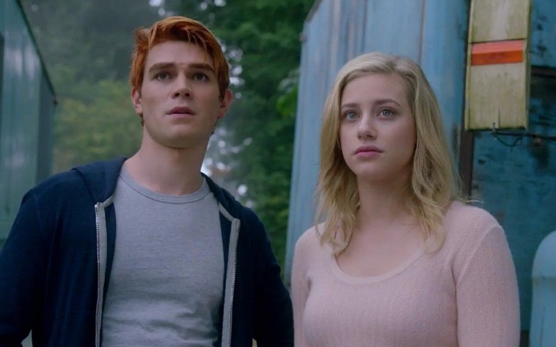 Riverdale Saison 6 Archie Et Betty Criador de 'Riverdale' quebra silêncio sobre relação de Betty e Archie