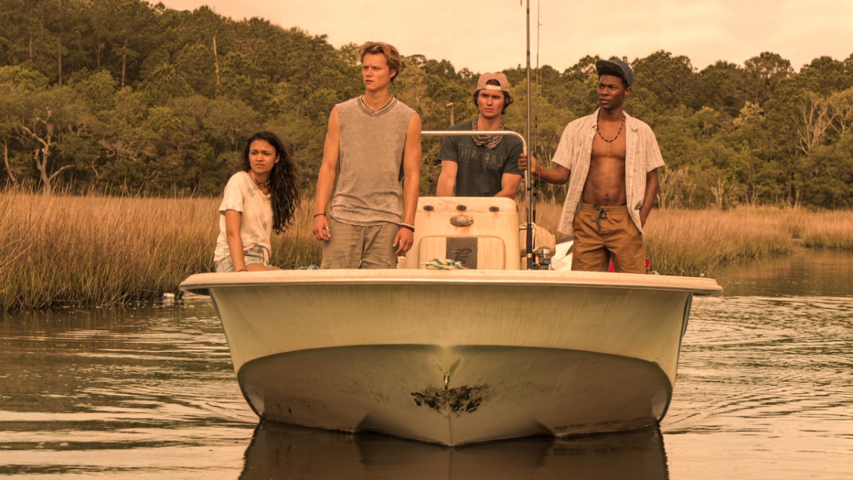 Netflix libera primeiras fotos da 2ª temporada de 'Outer Banks'