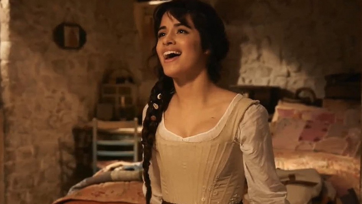 Camila Cabello está impecável no novo teaser de Cinderella