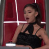 Ariana Grande esclarece rumores de briga com membro do seu time no 'The Voice'