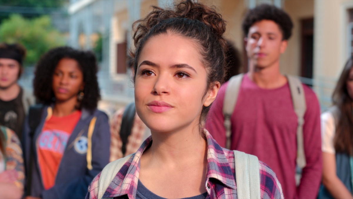 Maisa tem o poder de mudar o passado em primeiro trailer de 'De Volta aos 15'