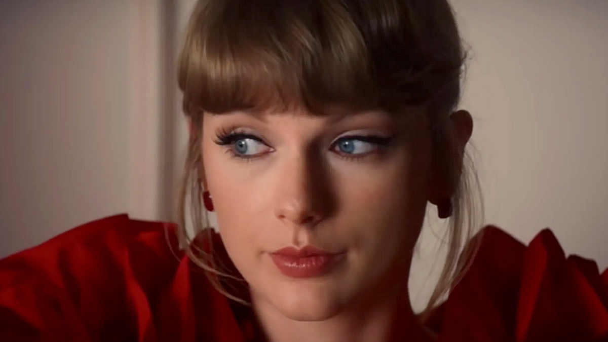 Segundo a Billboard, Taylor Swift quebrou um novo recorde de vendas em 2021; vem saber qual