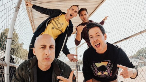 Simple Plan escolhe festa em São Paulo para lançamento de seu mais novo EP