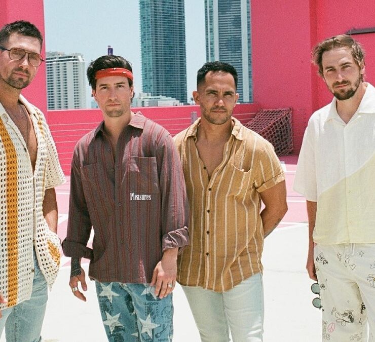 Big Time Rush dançando funk e falando português é a melhor coisa que você vai ver hoje (EXCLUSIVO)