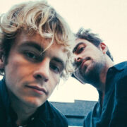 The Driver Era fala sobre Lollapalooza, músicas da R5 e Teen Beach Movie nos shows e término de relacionamento (EXCLUSIVO)