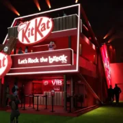 KitKat® prepara estande de três andares e experiências inéditas para o Rock in Rio 2026